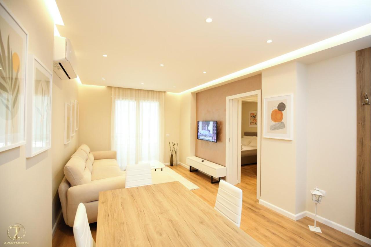 T2 City Apartments Vlora Kültér fotó